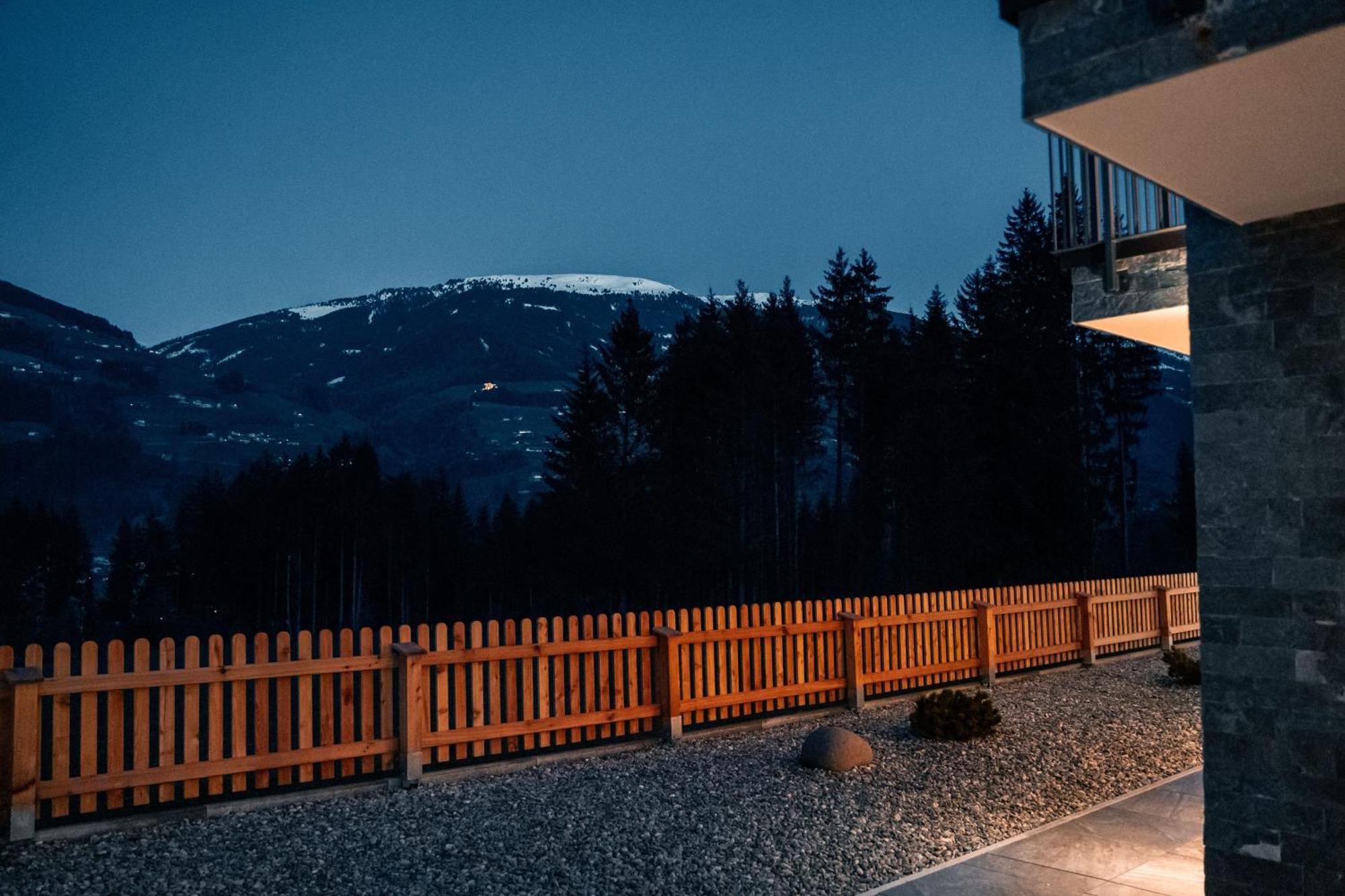 Chalet Wildruh Ried im Zillertal Exterior photo
